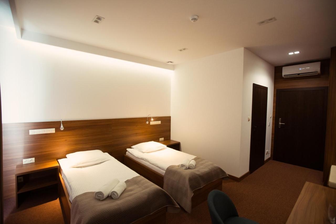 Hotel Rubin Stara Blotnica Luaran gambar