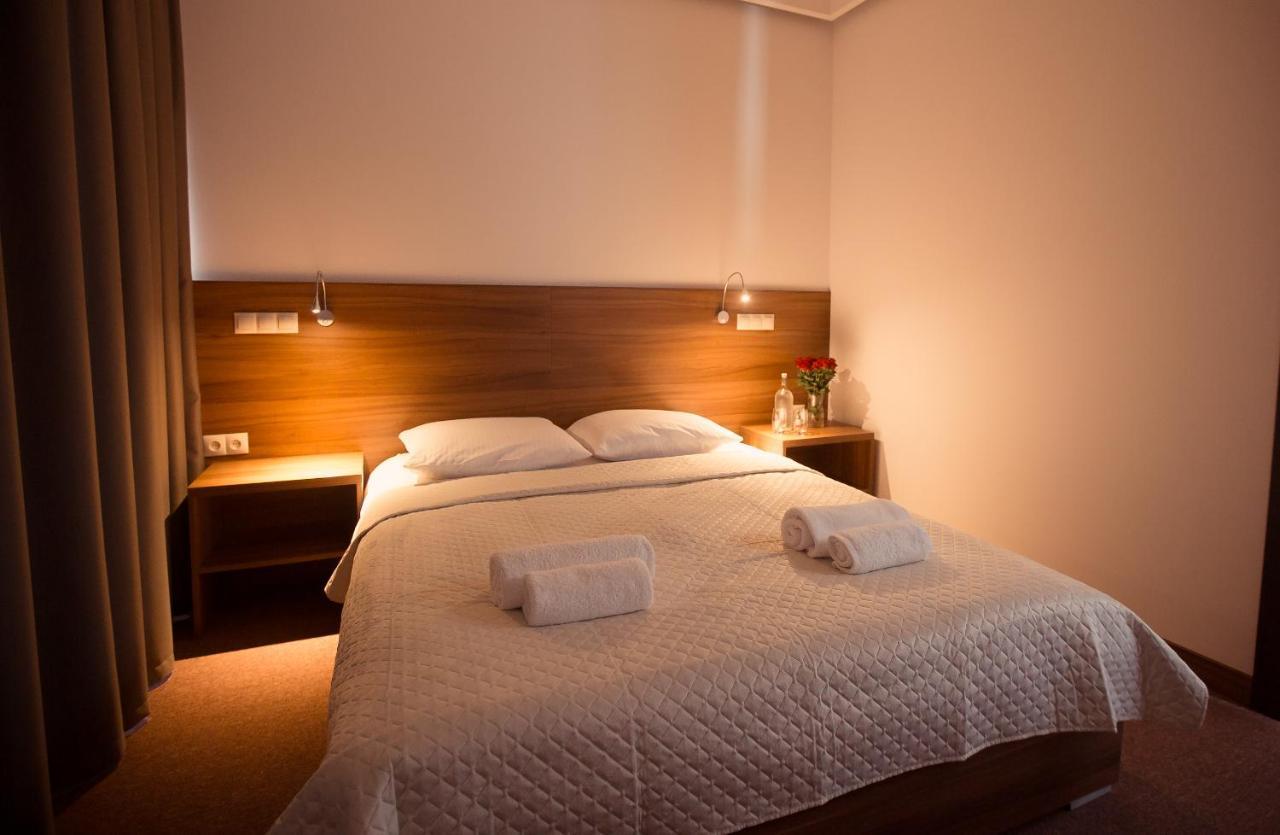 Hotel Rubin Stara Blotnica Luaran gambar