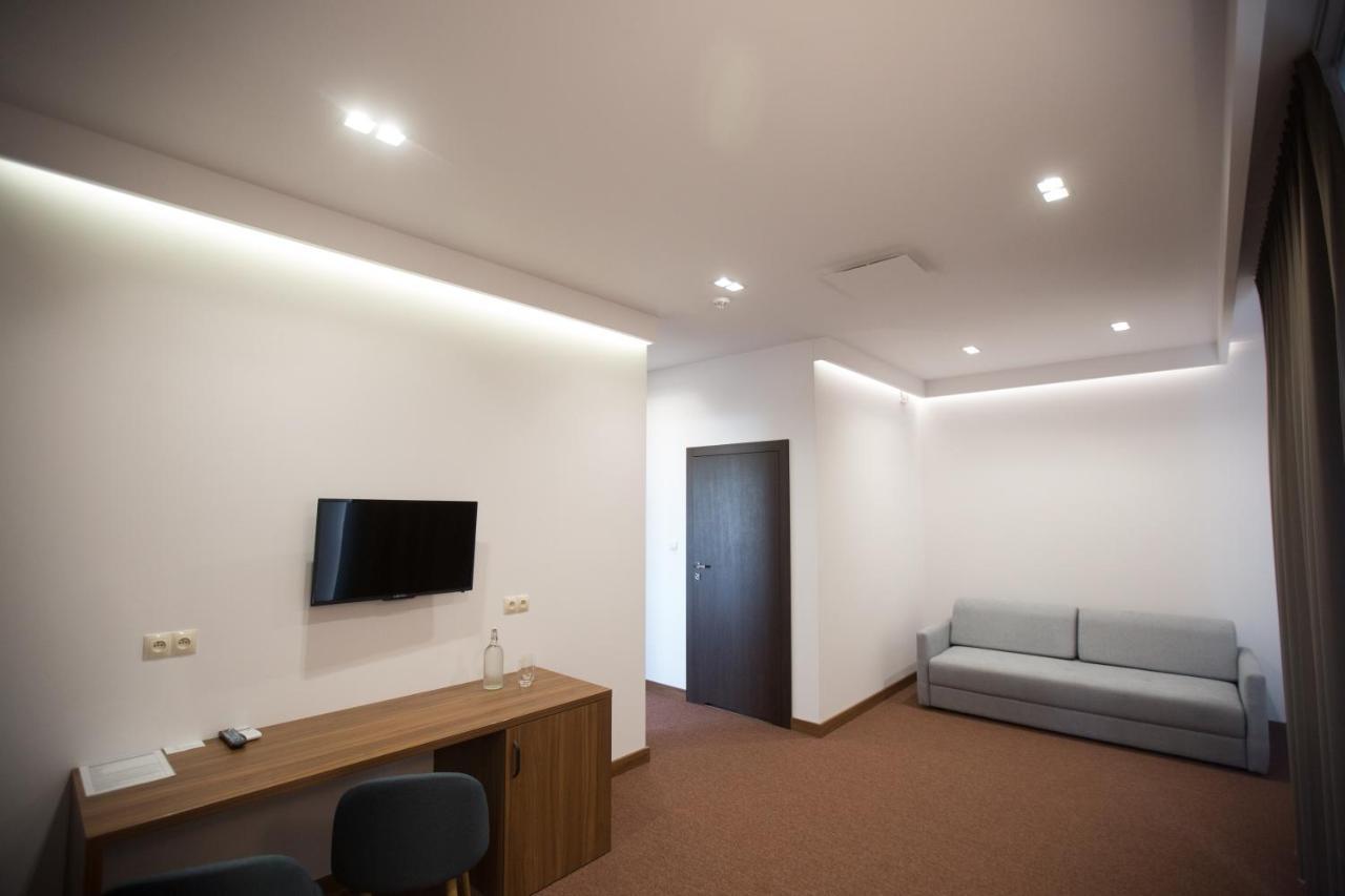 Hotel Rubin Stara Blotnica Luaran gambar