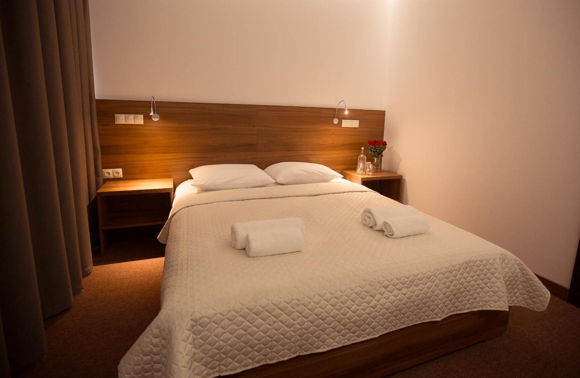 Hotel Rubin Stara Blotnica Luaran gambar